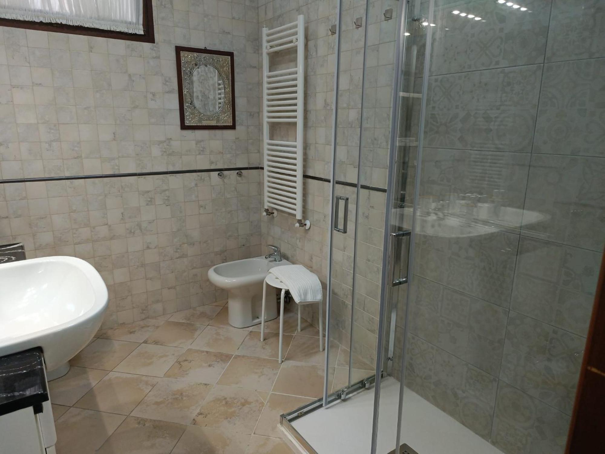 Facile Vacanze Romane ภายนอก รูปภาพ